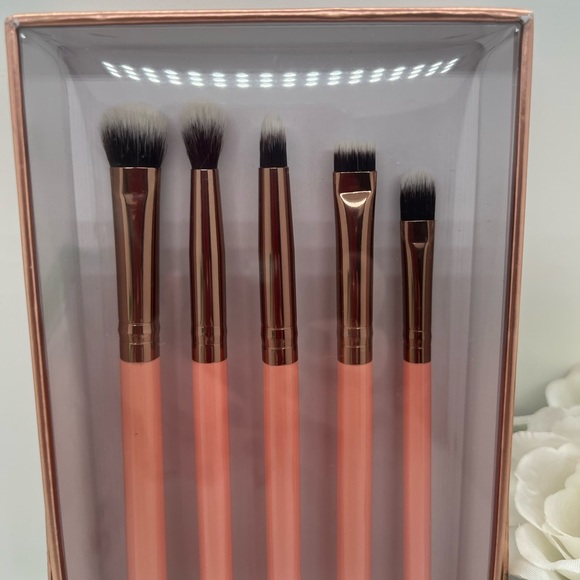 LUXIE 5-Piece Rose Gold Eyeconic Brush Set - Picture 7 of 8